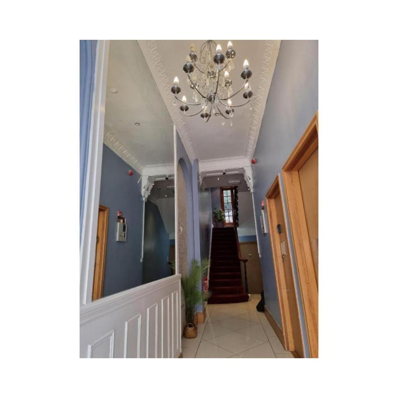 F204-Compact 2Nd Flr Studio Fits 2-Near Hyde Park London Bagian luar foto
